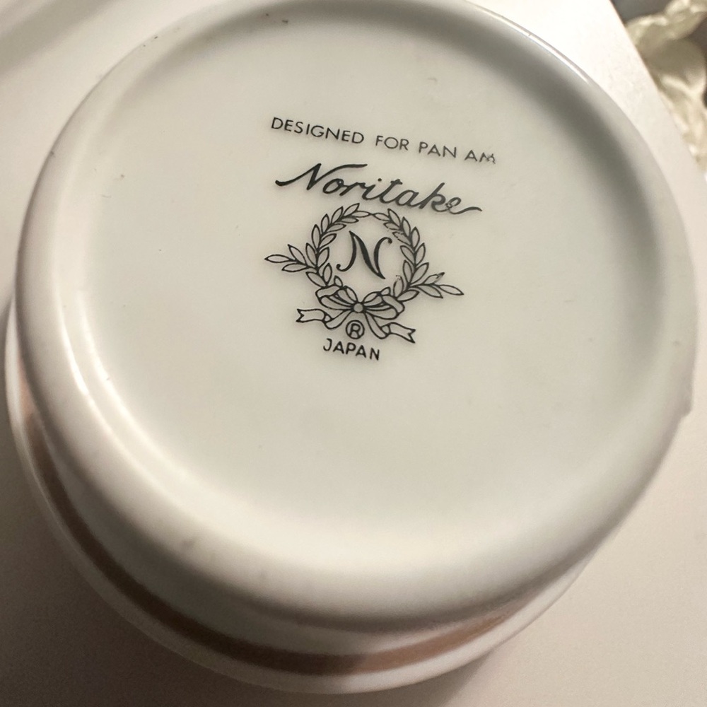 Pan Am Airlines gold rim Noritake porcelain Coffee/Tea Cup & Saucer Set NOS - Picture 8 of 14